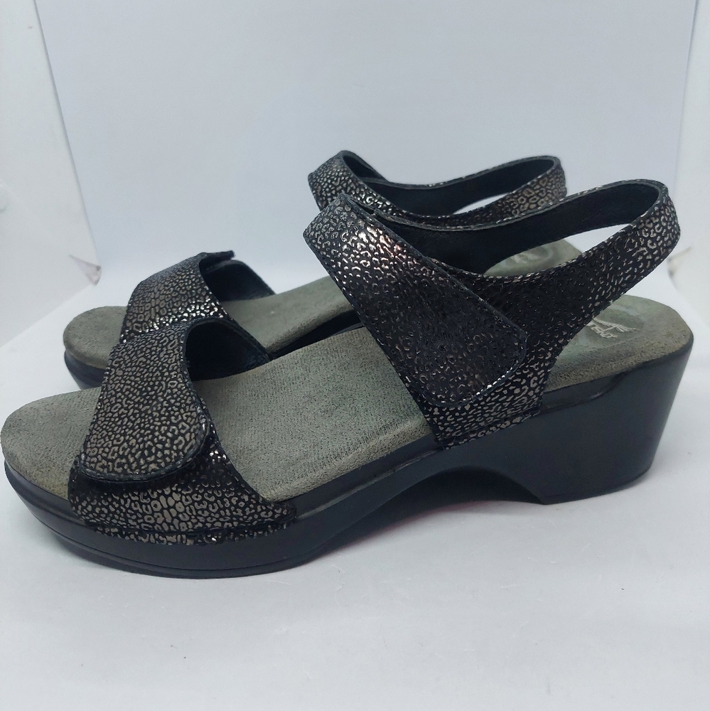 Dansko Sonnet Sandals Shoes Women's Size 39 8.5-9 Black Silver Leather